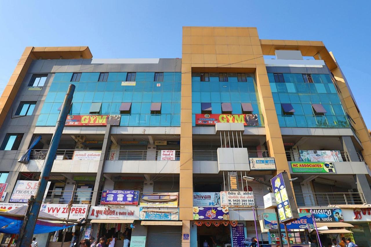 Hotel Tulip Plaza Ahmedabad Ngoại thất bức ảnh
